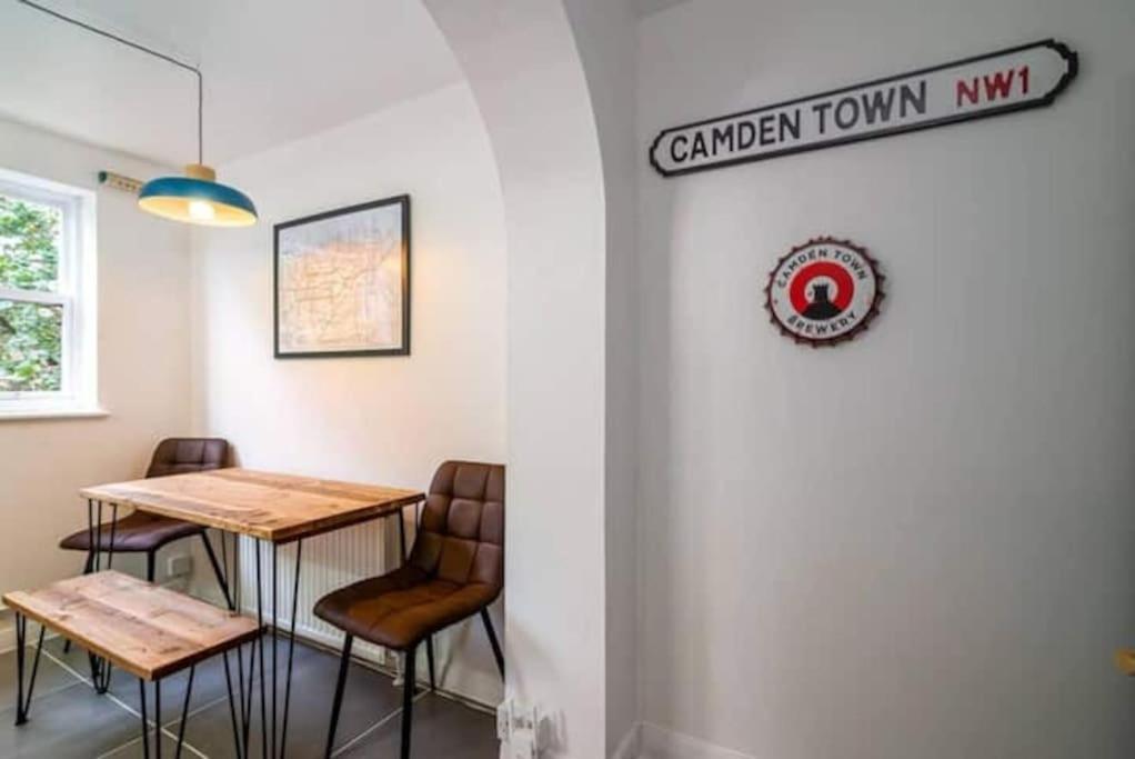 Quiet 4 Bedroom House Between Camden & Kings Cross London Exterior photo